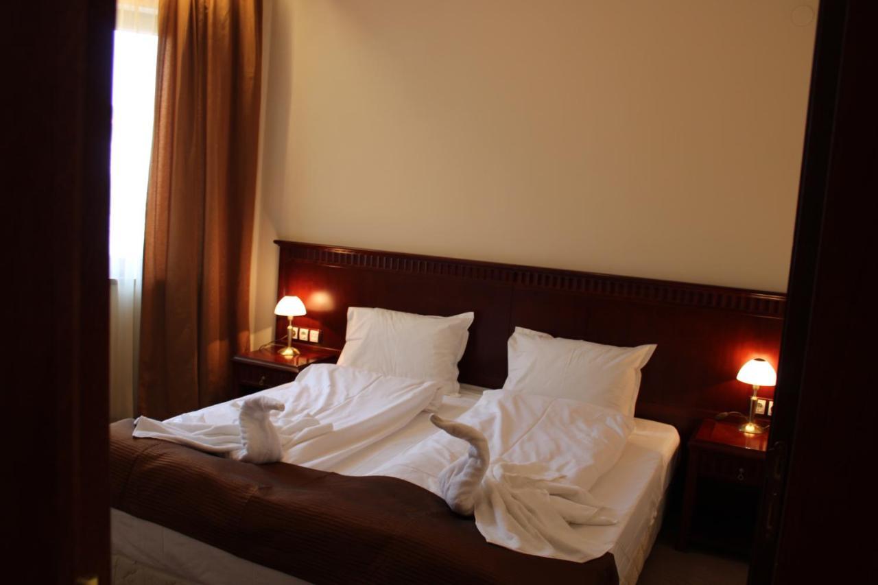 Bardarova Apartments Downtown Bansko Bagian luar foto